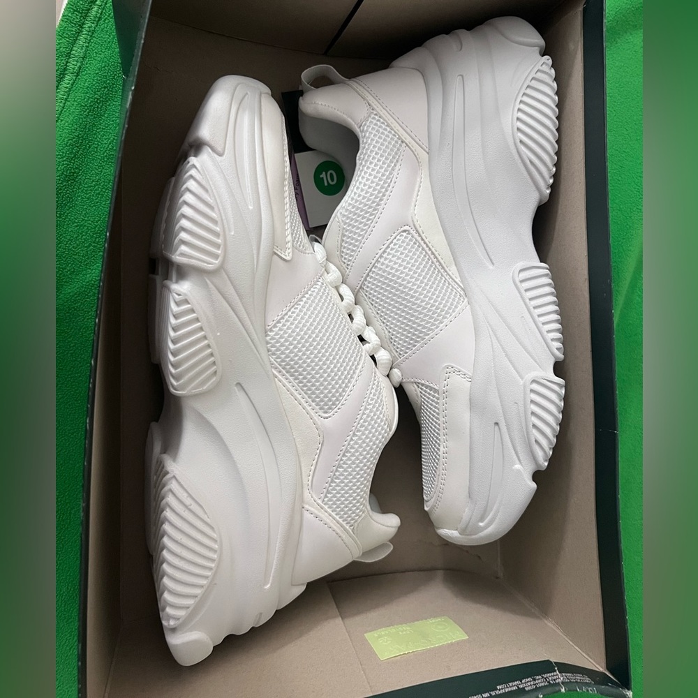 Women's Erica Sneakers - Wild Fable